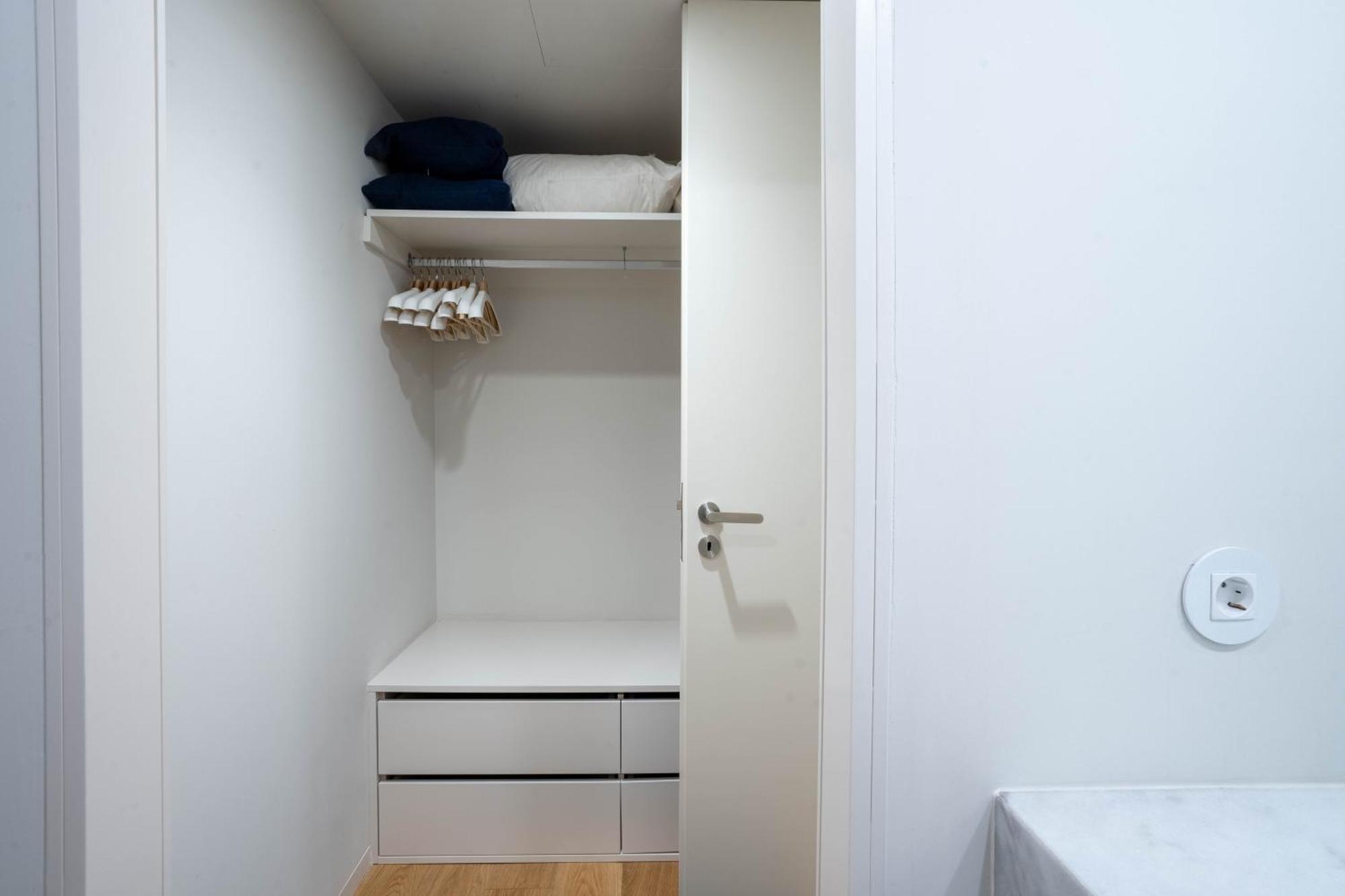 Primrose 1Br Delight W Parking By Lovelystay OOporto Exteriör bild