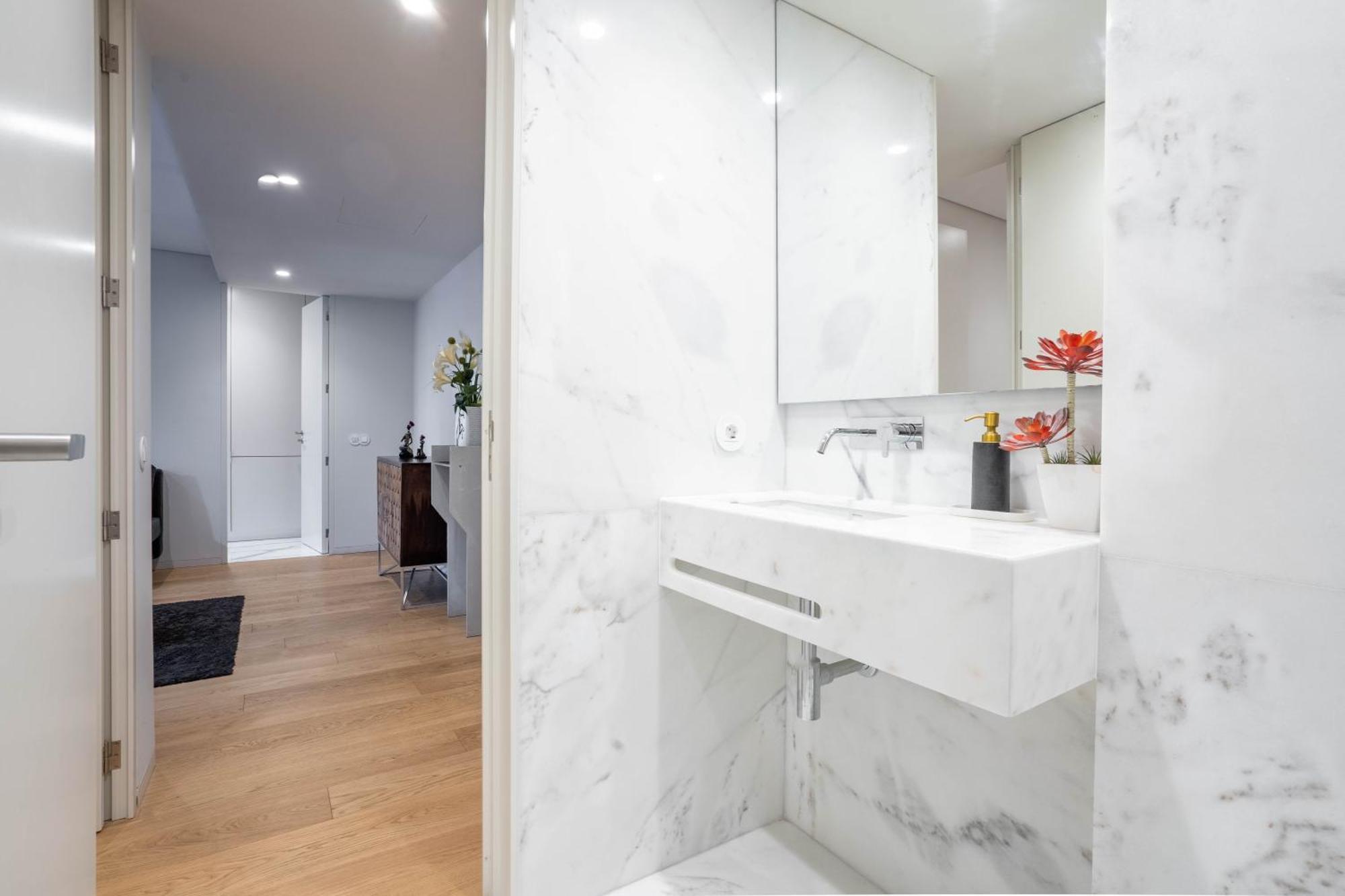 Primrose 1Br Delight W Parking By Lovelystay OOporto Exteriör bild
